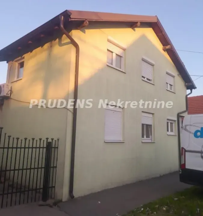 Prodaja, kuća, 80m², Surčin, Beograd