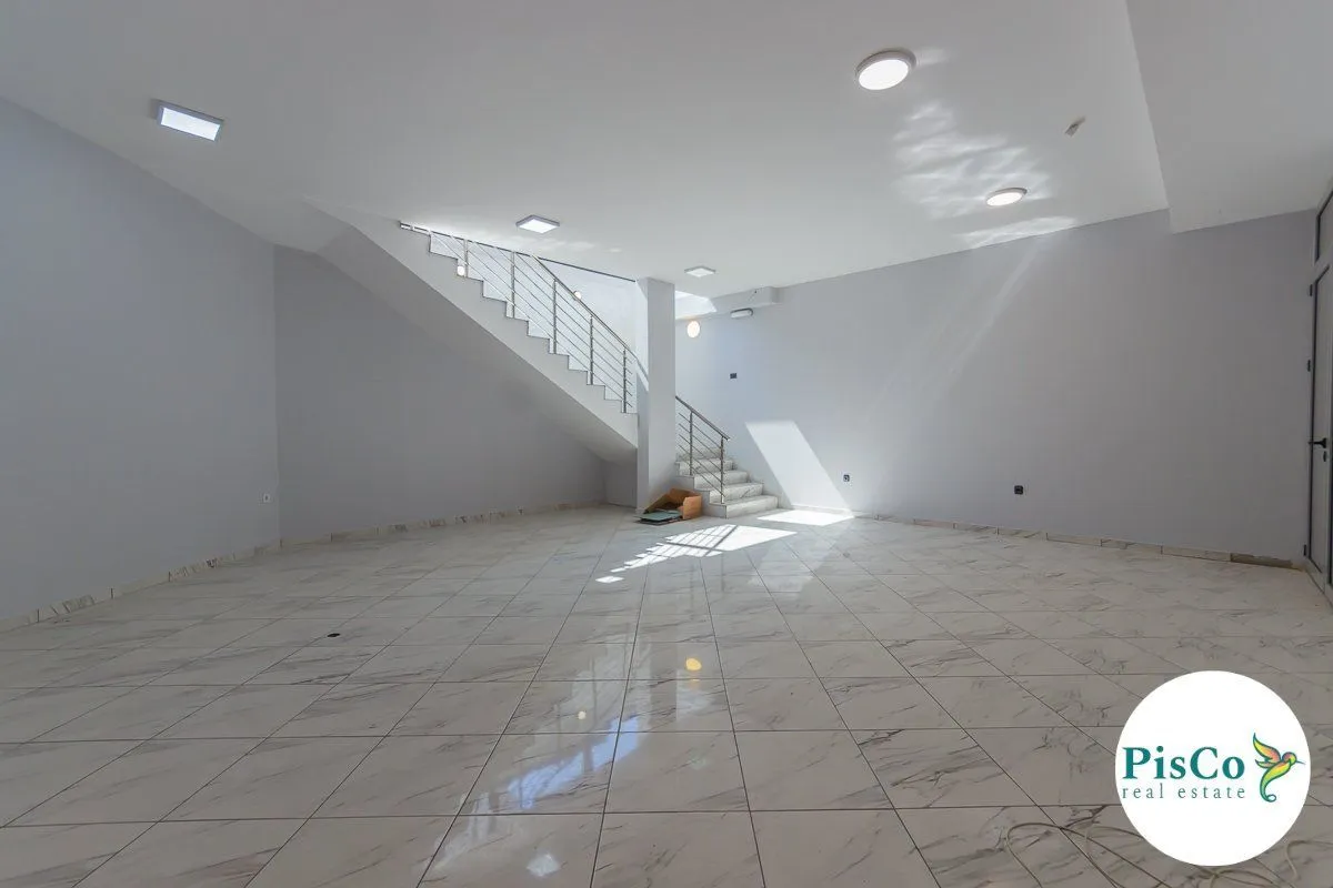Rent, office space, 114m², Nova Dalmatinska, Podgorica