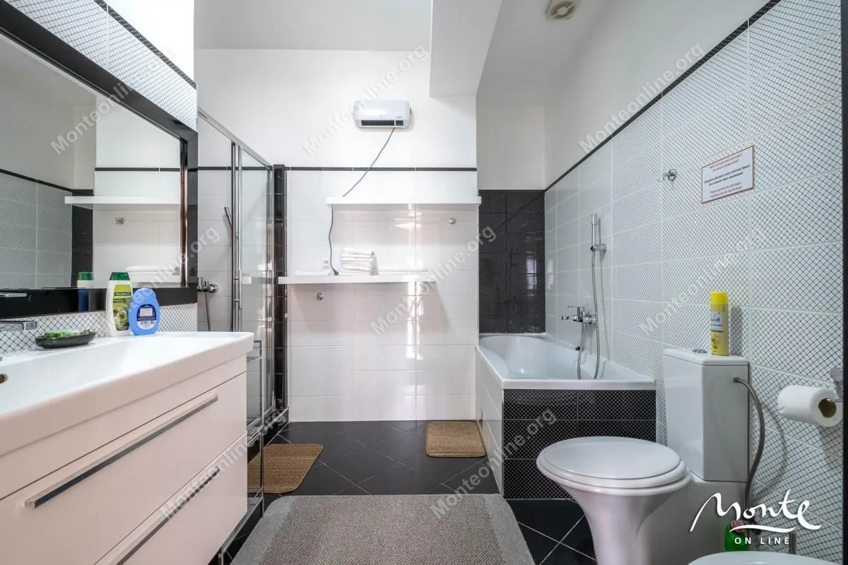 Sale, three bedroom apartment, 101m², Orahovac, Kotor