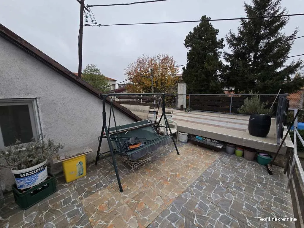 Prodaja, kuća, 101m², Olimp, Zvezdara Sve Podlokacije