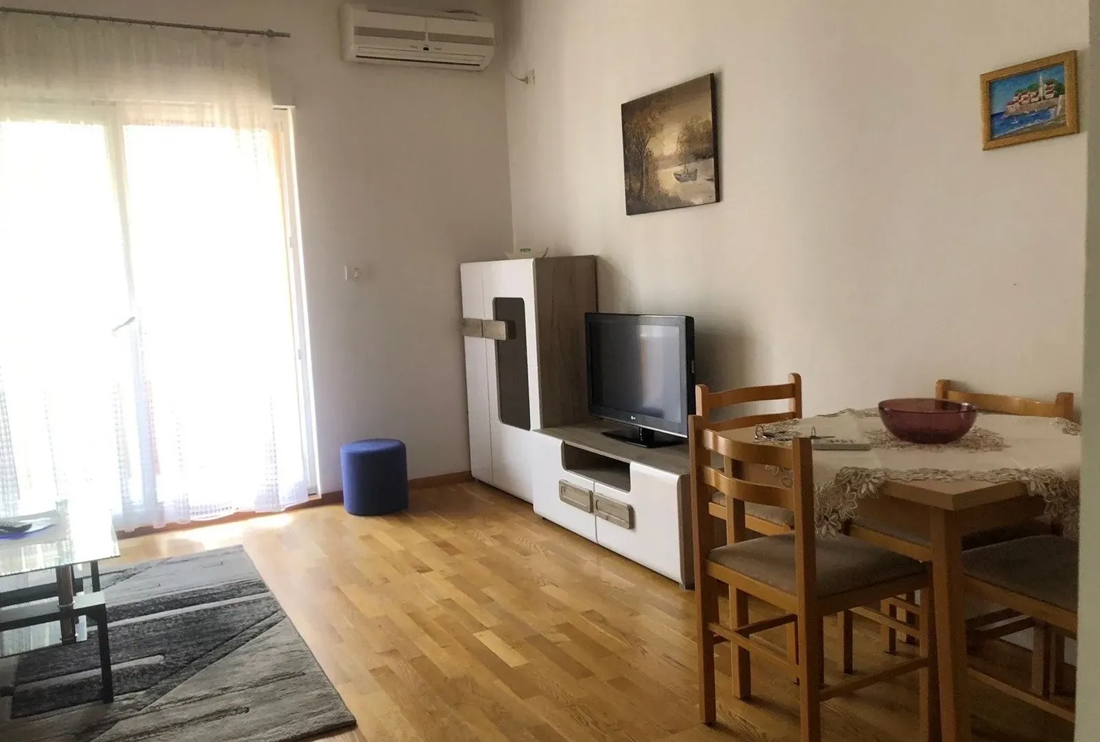 Izdavanje, jednosoban stan, 33m², City Kvart, Podgorica