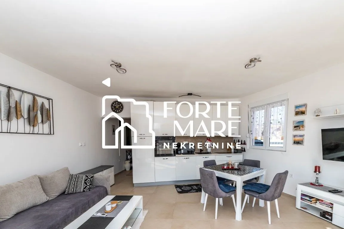 Prodaja, jednosoban stan, 57m², Đenovići, Herceg Novi