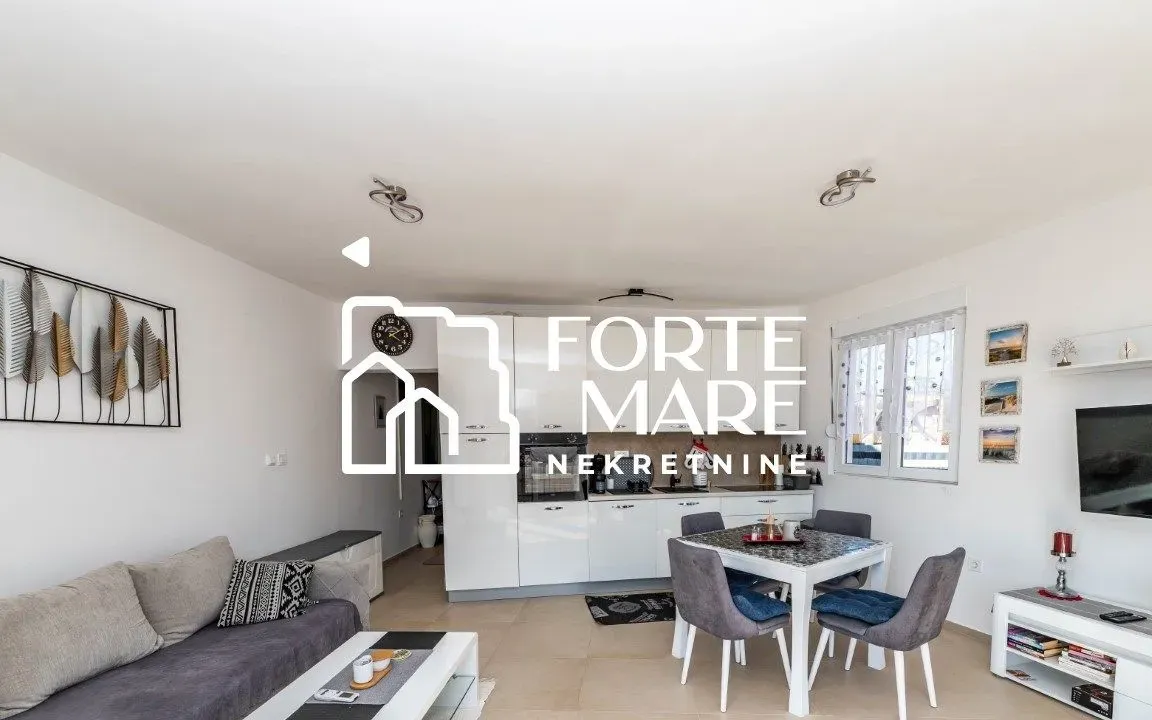 Sale, one bedroom apartment, 57m², Đenovići, Herceg Novi