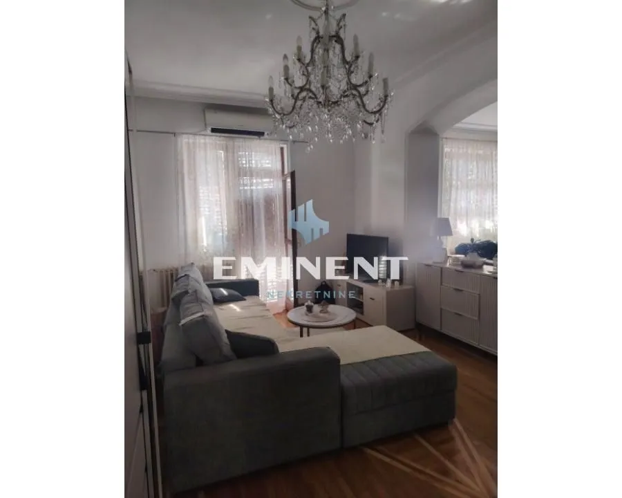 Rent, four bedroom apartment, 120m², Severni Bulevar, Zvezdara Sve Podlokacije