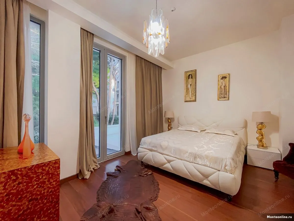 Sale, house, 600m², Sveti Stefan, Budva