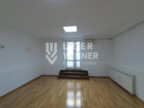 Izdavanje, poslovni prostor, 97m², Savski Venac, Beograd - image 13