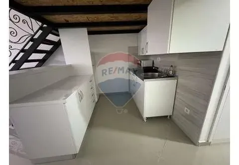 Izdavanje, garsonjera, 35m², Šušanj, Bar - image 4