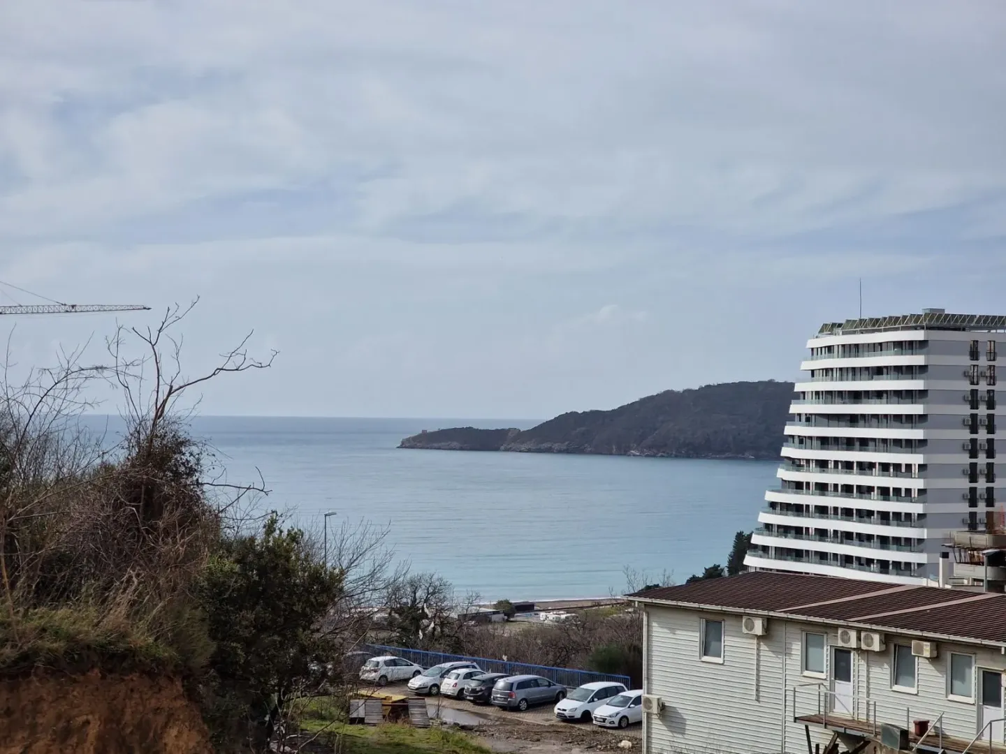 Izdavanje, jednosoban stan, 46m², Bečići, Budva