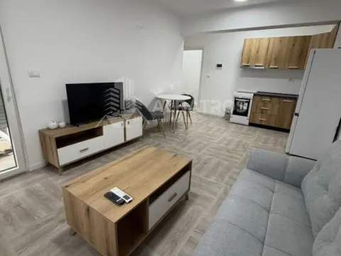 Izdavanje, jednosoban stan, 45m², Šušanj, Bar - image 1