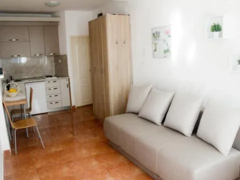 Sale, studio apartment, 26m², Sveti Stefan, Budva - image 10