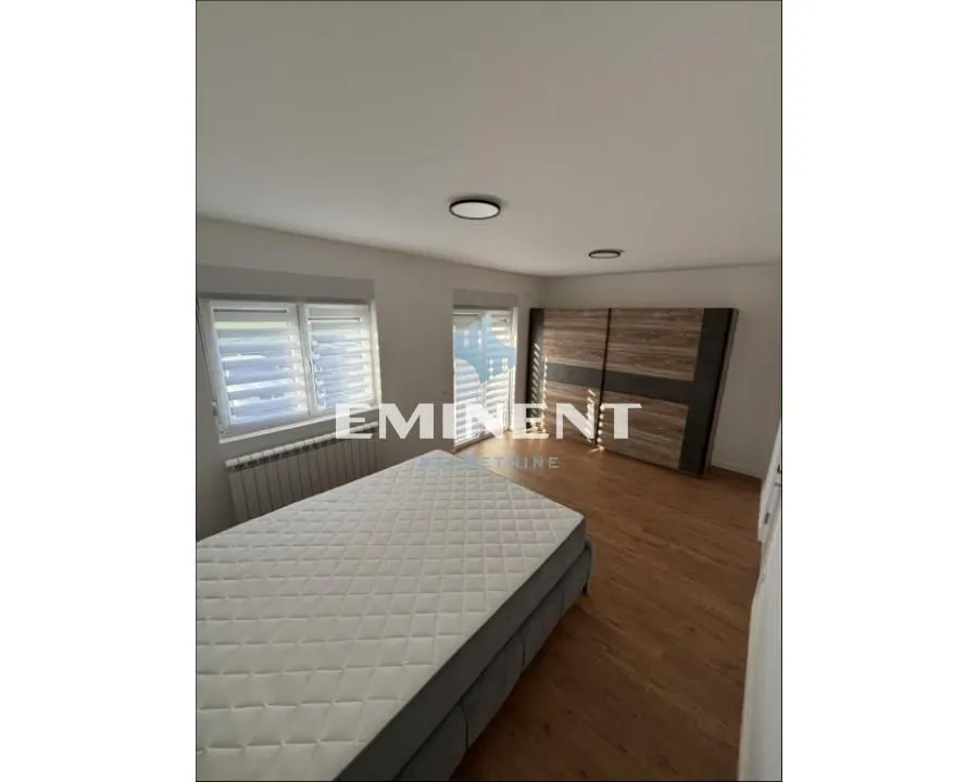Rent, three bedroom apartment, 67m², Surčin, Beograd