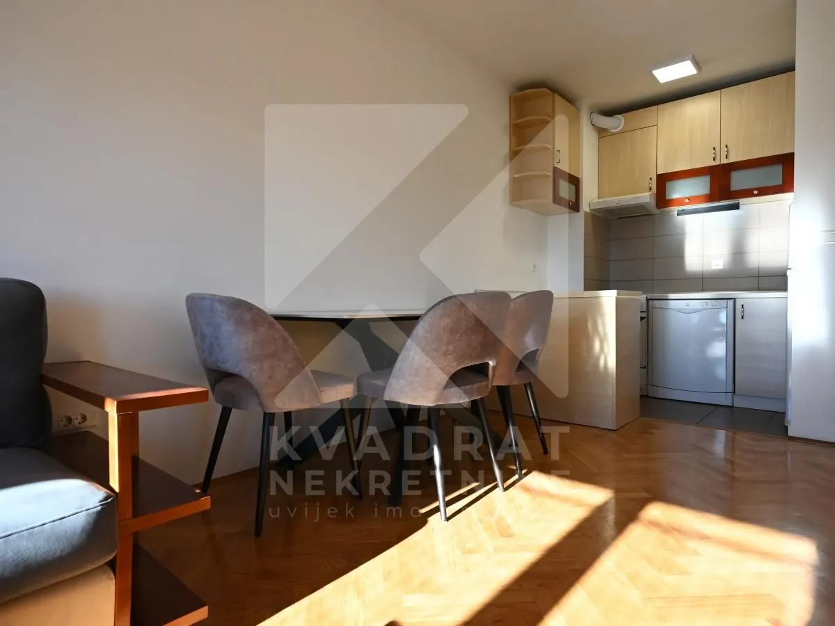 Rent, two bedroom apartment, 59m², Blok 6, Podgorica