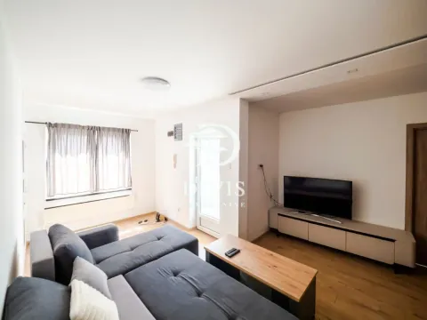 Prodaja, četvorosoban stan, 94m², Lion, Zvezdara Sve Podlokacije - image 2