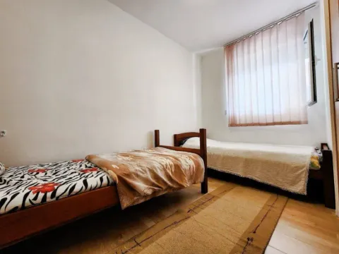 Izdavanje, trosoban stan, 120m², Burtaiši, Bar - image 6