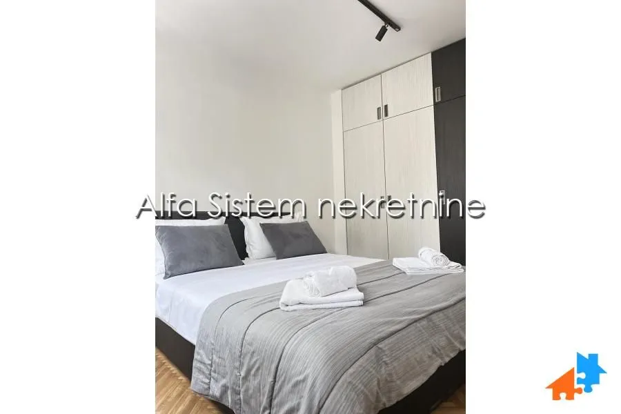 Rent, two bedroom apartment, 54m², Kalenić Pijaca, Vračar Sve Podlokacije
