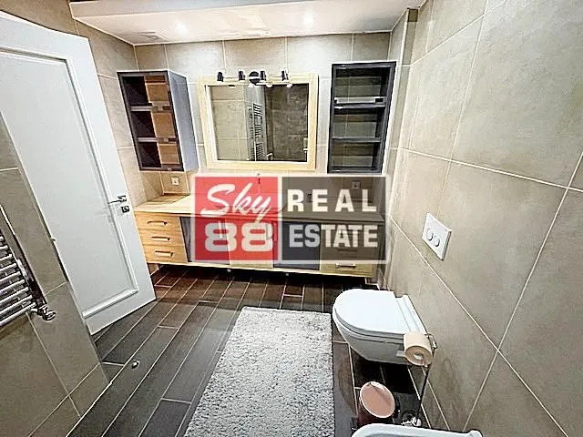 Rent, four bedroom apartment, 188m², Vračar Hram, Vračar Sve Podlokacije