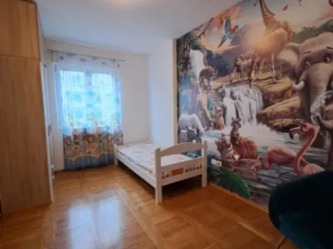 Sale, two bedroom apartment, 79m², Stari Aerodrom, Podgorica - image 8