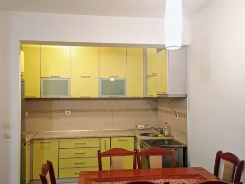 Izdavanje, jednosoban stan, 54m², City Kvart, Podgorica - image 10
