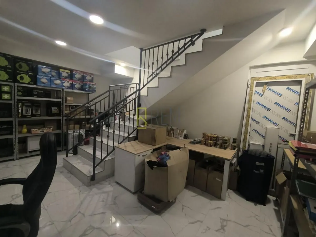 Sale, office space, 101m², Blok 9, Podgorica