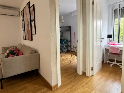 Prodaja, trosoban stan, 68m², Centar, Podgorica - image 10