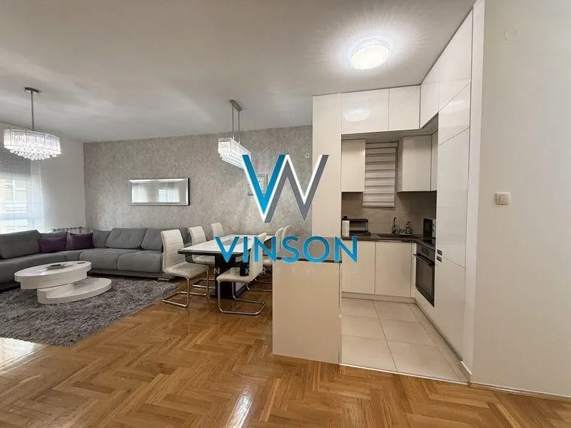 Izdavanje, jednosoban stan, 59m², Centar, Novi Sad