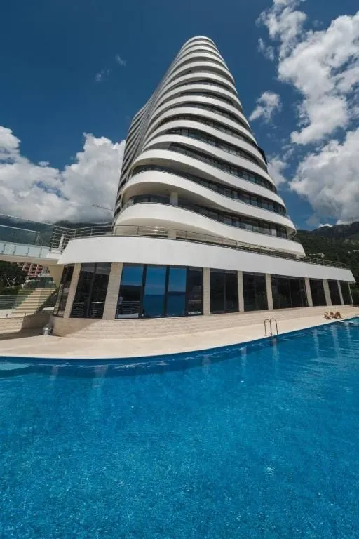 Sale, one bedroom apartment, 44m², Bečići, Budva