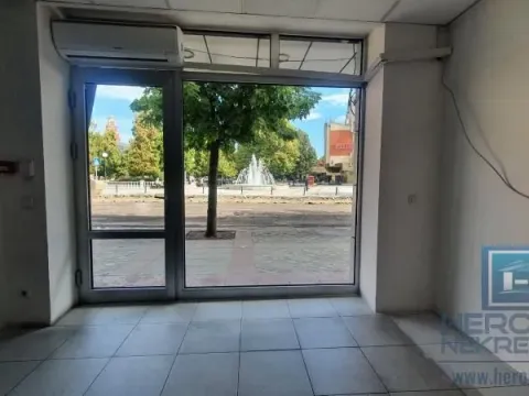 Rent, office space, 315m², Centar, Jagodina