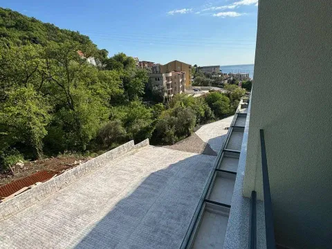 Rent, studio apartment, 28m², Kamenovo, Budva - image 6