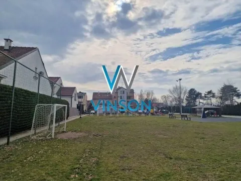 Prodaja, kuća, 299m², Lipov gaj, Novi Sad Sve Podlokacije - image 3