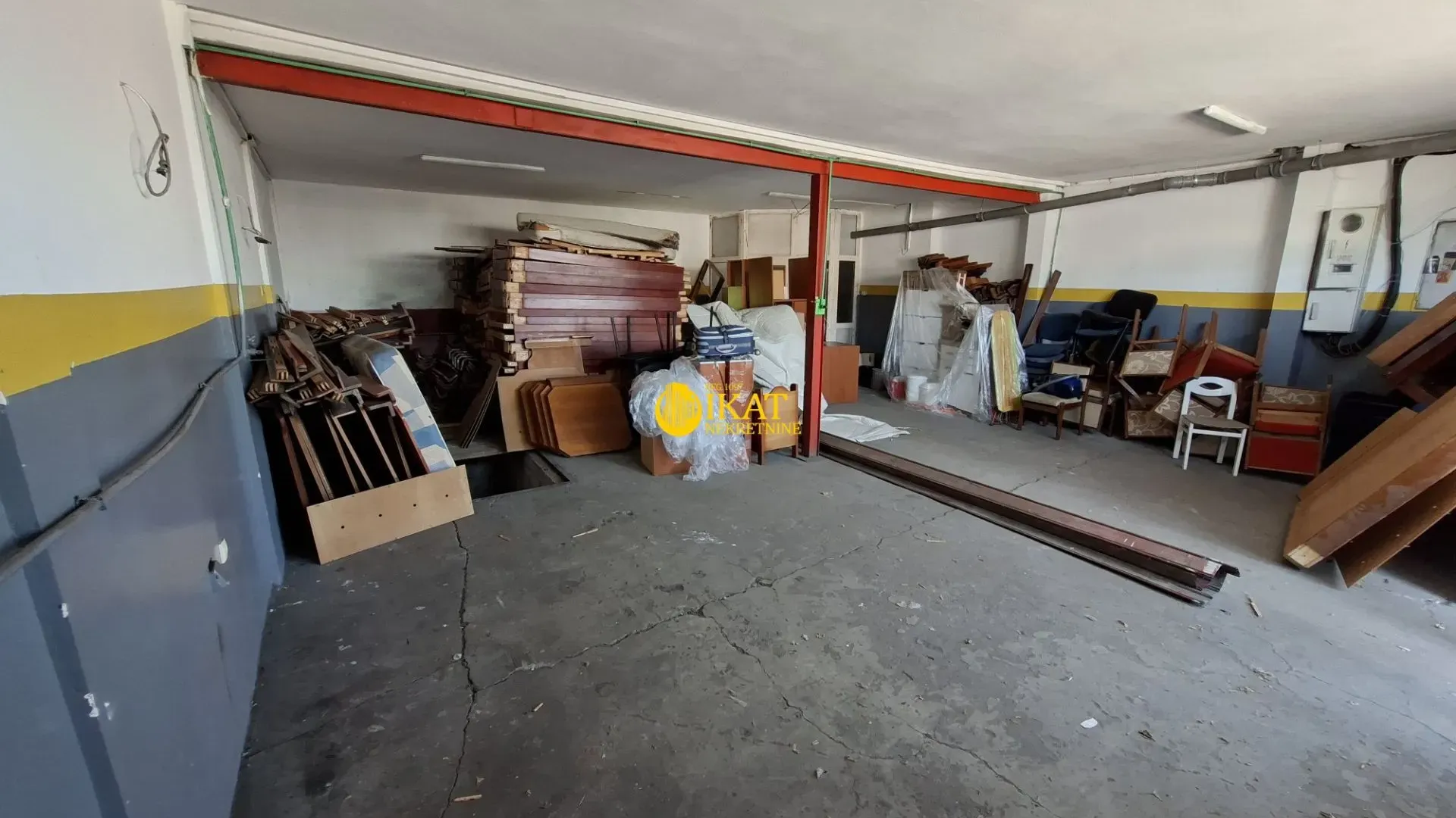 Rent, office space, 450m², Krnjaca, Palilula Sve Podlokacije