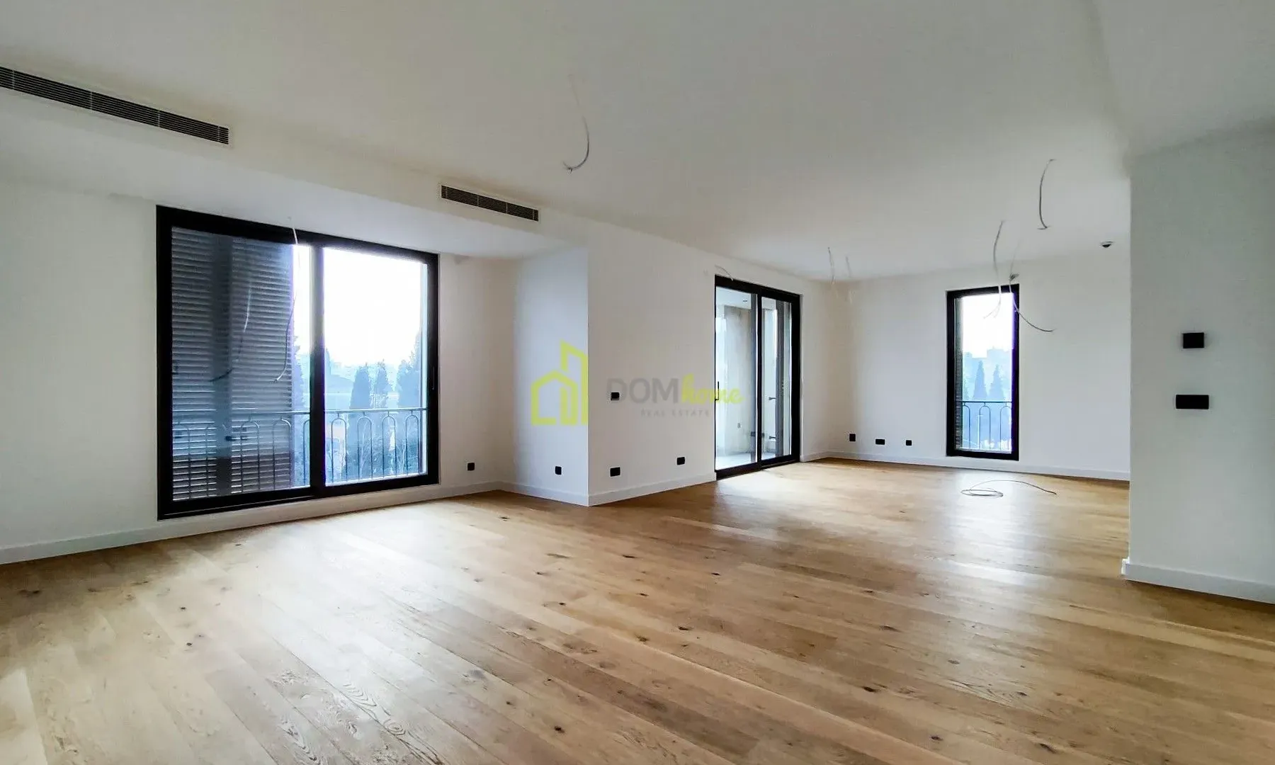 Rent, three bedroom apartment, 143m², Centar, Podgorica