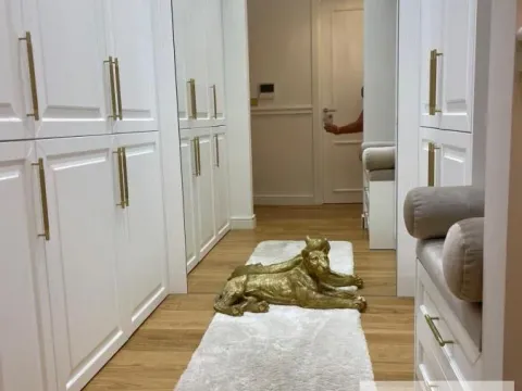 Prodaja, četvorosoban stan, 175m², Savski Venac, Beograd - image 22