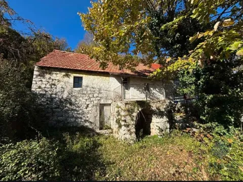 Sale, house, 63m², Bajice, Cetinje