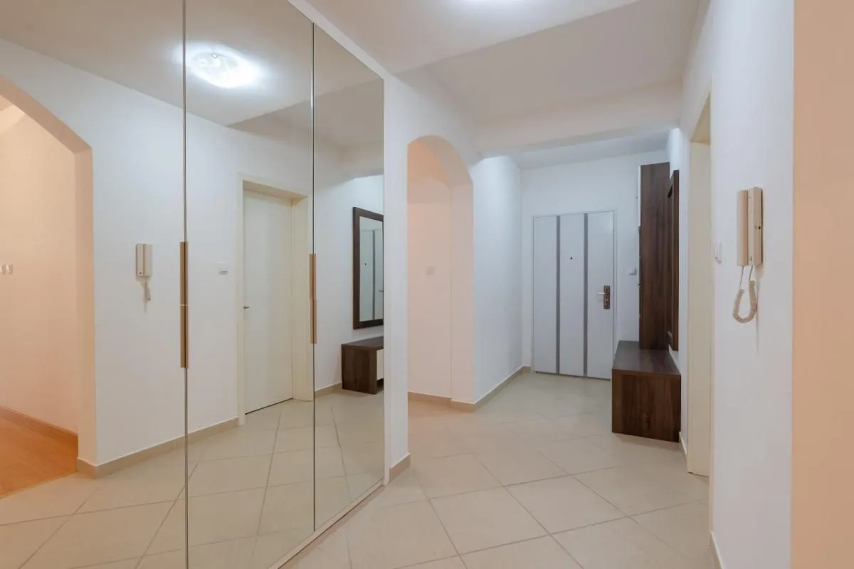 Sale, three bedroom apartment, 222m², Budva, Crna Gora