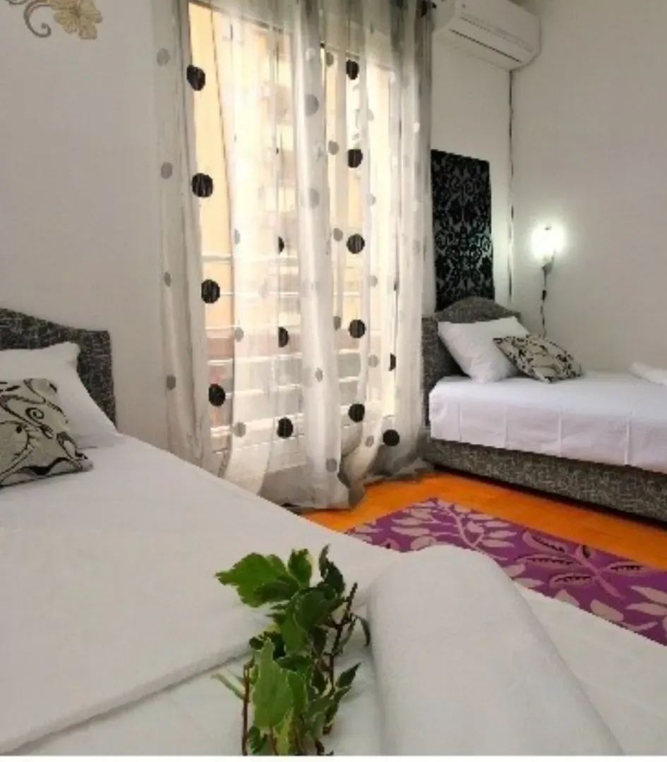 Rent, two bedroom apartment, 73m², Mainski Put, Budva