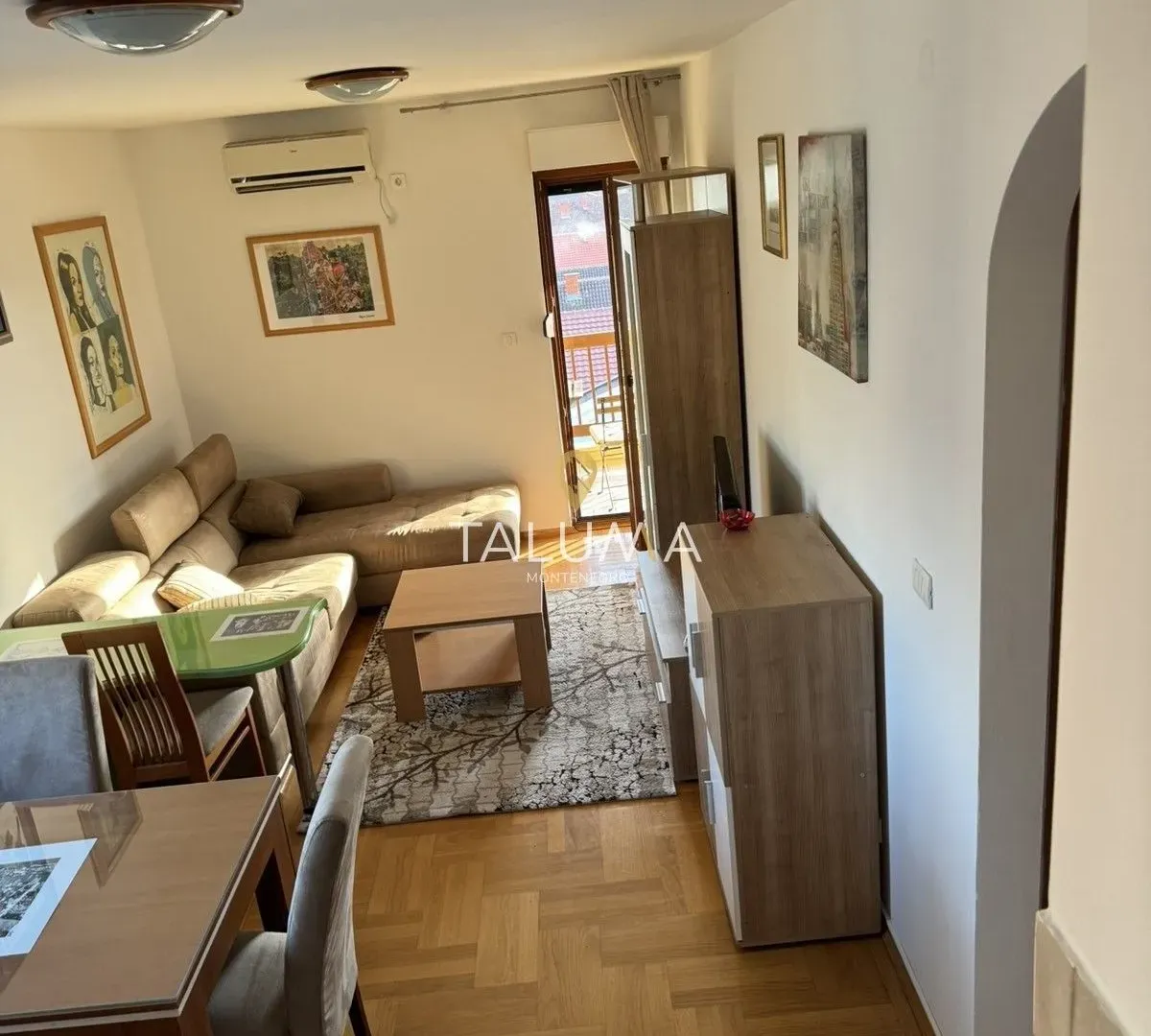 Izdavanje, jednosoban stan, 52m², Stari Aerodrom, Podgorica