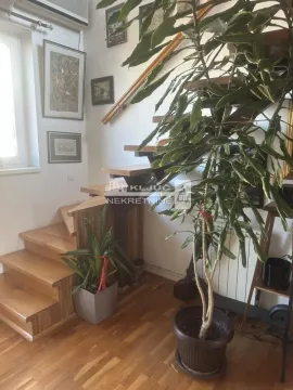Sale, four bedroom apartment, 117m², Kalenić Pijaca, Vračar Sve Podlokacije - image 14