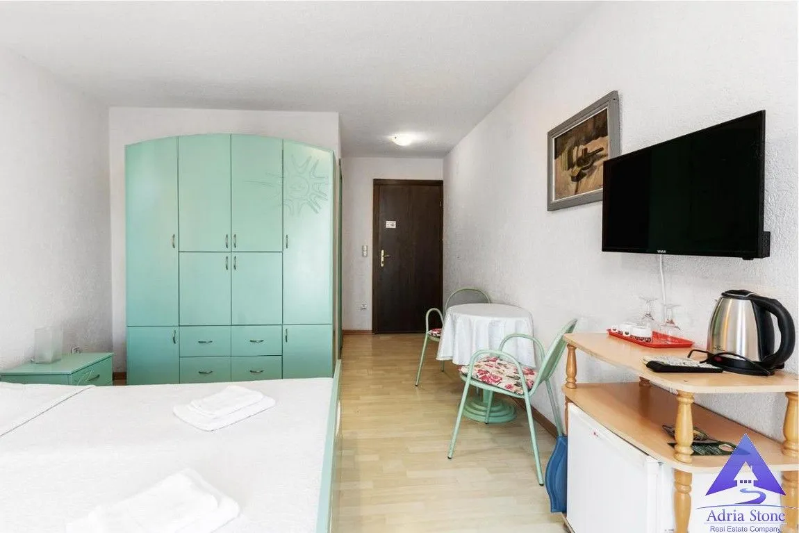 Prodaja, ugostiteljski objekat, 487m², Velji Vinogradi, Budva