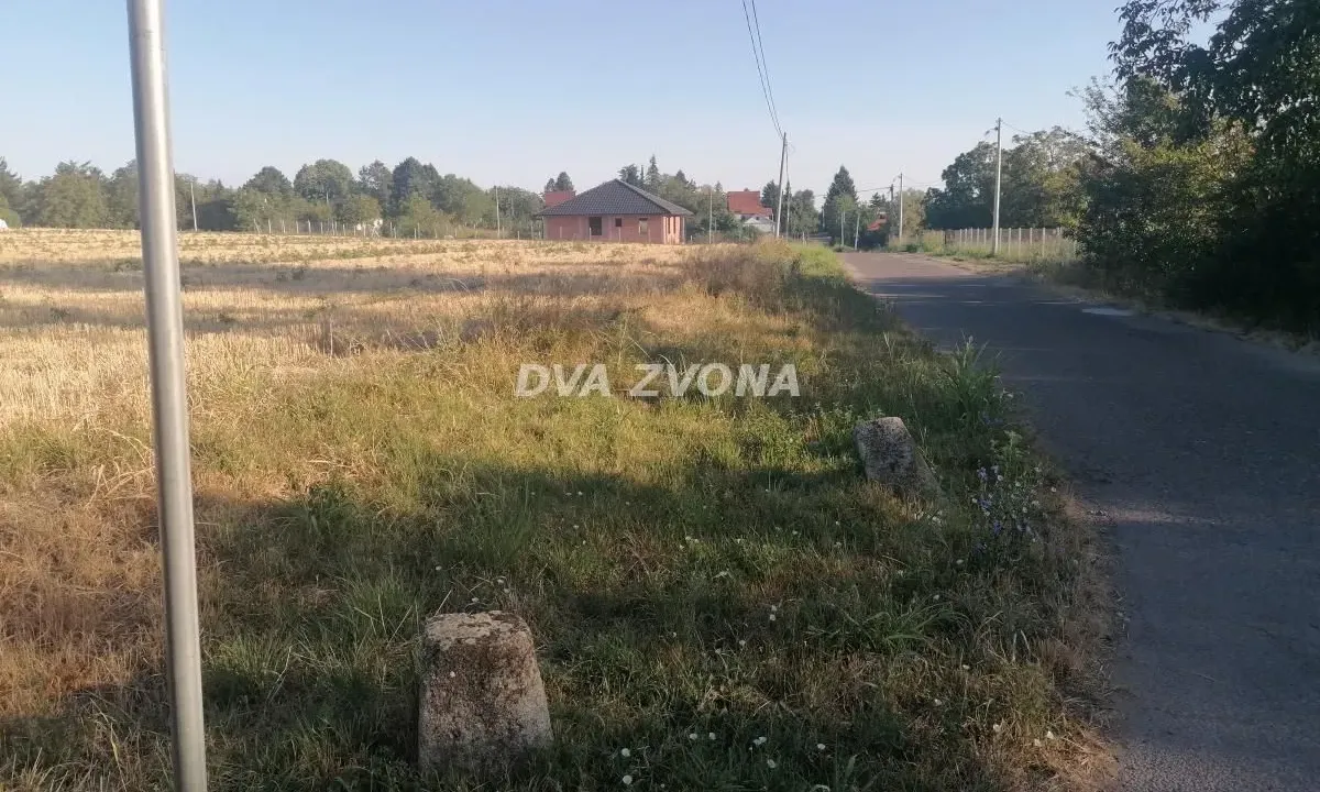 Sale, land lot, 1300m², Čortanovci, Inđija