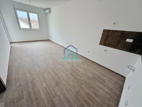 Prodaja, dvosoban stan, 51m², Vidovdansko naselje, Novi Sad Sve Podlokacije - image 2