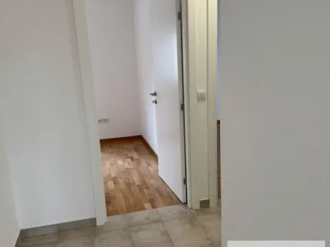 Rent, three bedroom apartment, 56m², Ledine, Beograd - image 12