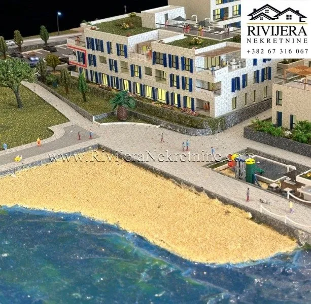 Prodaja, jednosoban stan, 53m², Risan, Kotor