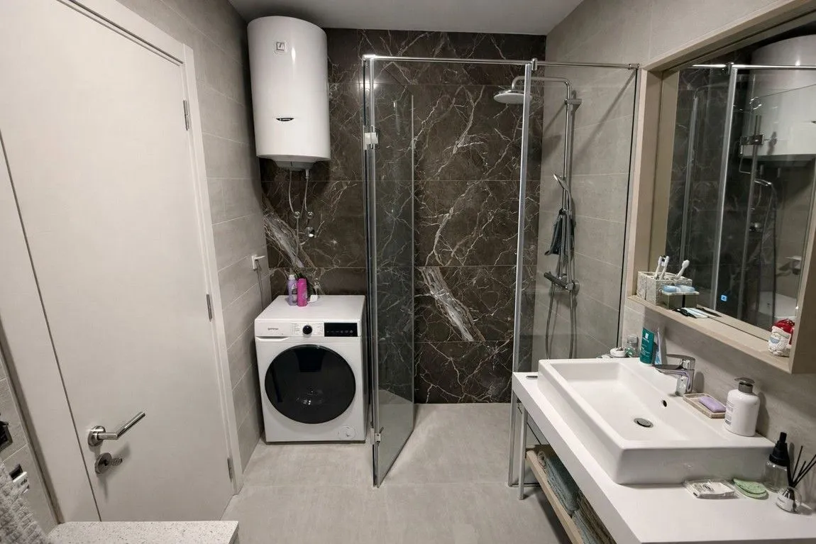 Prodaja, jednosoban stan, 60m², Njivice, Herceg Novi