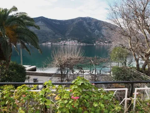 Prodaja, kuća, 220m², Dobrota, Kotor - image 12