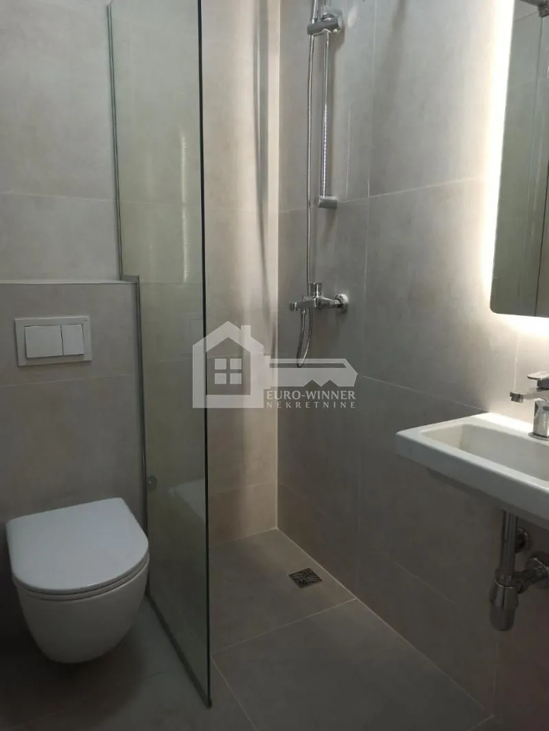 Prodaja, trosoban stan, 92m², Autokomanda, Voždovac Sve Podlokacije