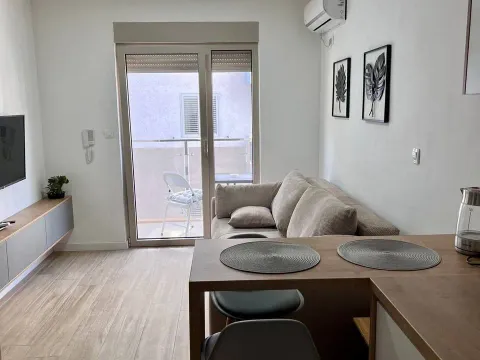 Prodaja, garsonjera, 21m², Bečići, Budva - image 7