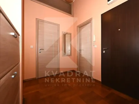 Rent, two bedroom apartment, 80m², Krivi Most, Podgorica - image 13