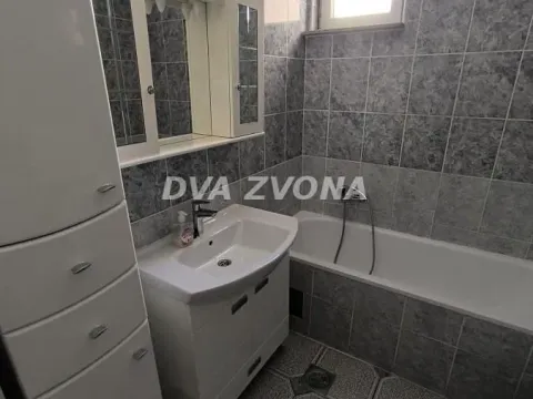 Izdavanje, dvosoban stan, 55m², Novi Sad, Srbija - image 8