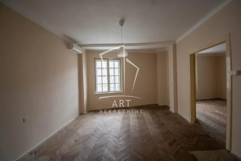 Prodaja, četvorosoban stan, 113m², Vračar Hram, Vračar Sve Podlokacije
