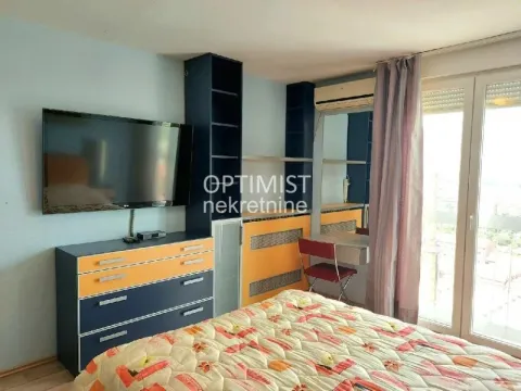 Rent, four bedroom apartment, 115m², Profesorska Kolonija, Palilula Sve Podlokacije - image 11